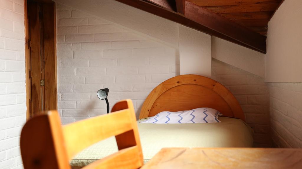 Apartamentos Los Quipus Quito Szoba fotó